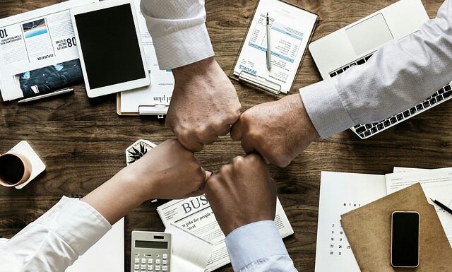 Jak dostać się do korporacji? Jak dostać się do korporacji?