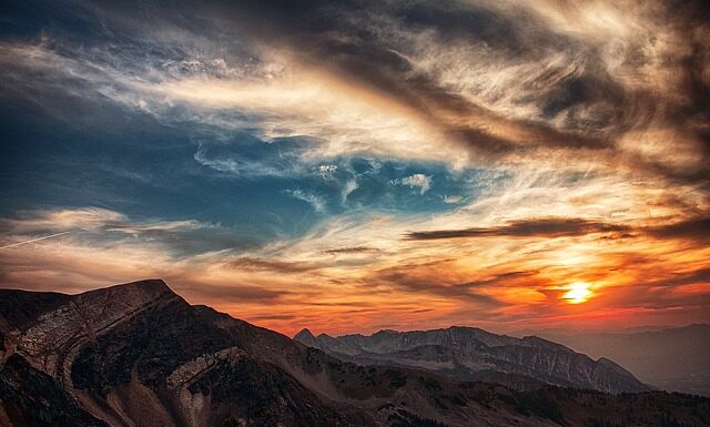Ile godzin pracuje się w korporacji? Ile godzin pracuje się w korporacji?
