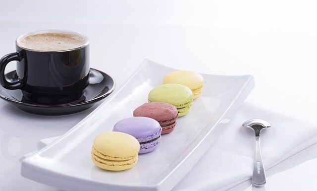 Jakie są cechy systemu baz danych?